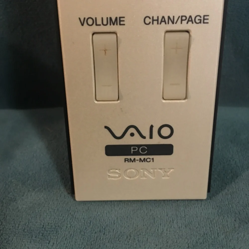 Sony Vaio RM-MC1 Remote - Picture 2 of 3